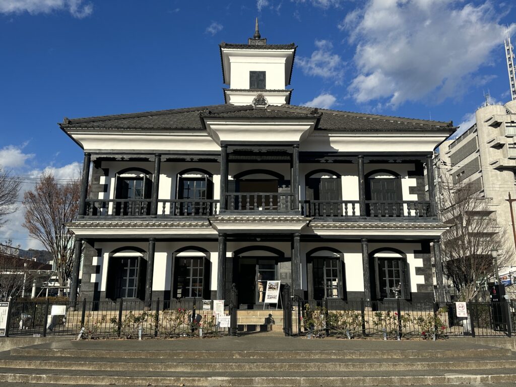 甲府市藤村記念館(旧睦沢学校校舎)